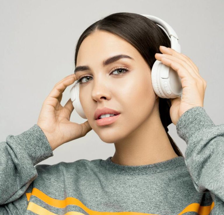 Headphones with Bose QuietComfort 45 Technology